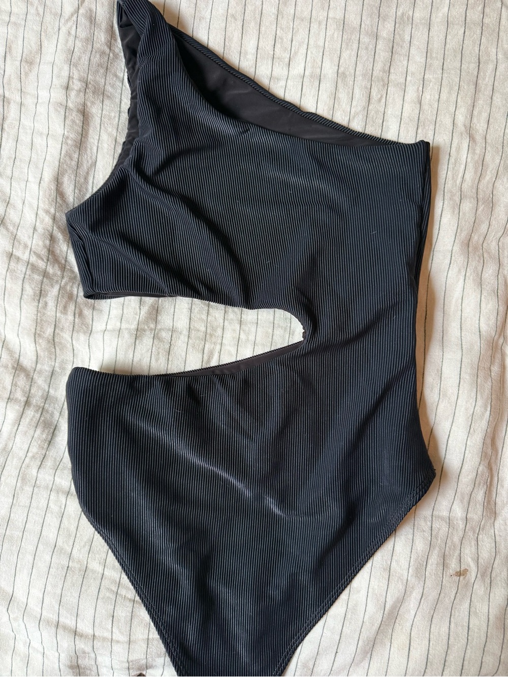 Beach Riot Celine Ribbed One-Piece swimsuit - Picture 5 of 5